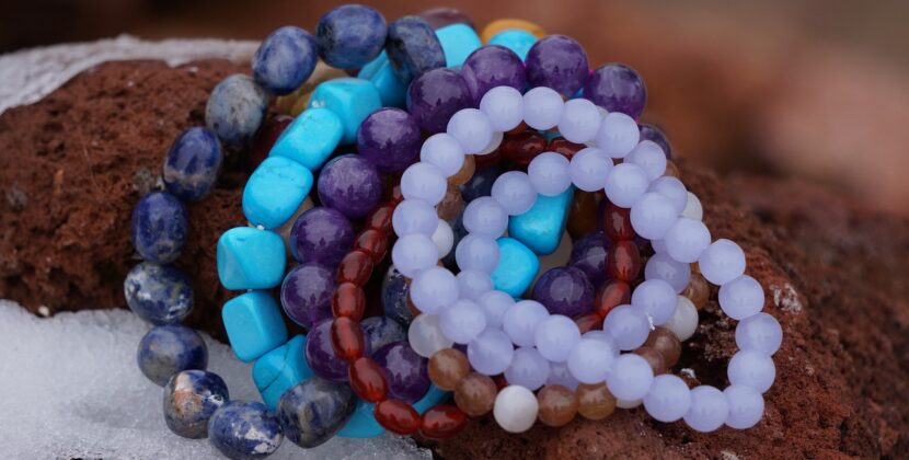 5 raisons d’opter pour des bijoux faits main