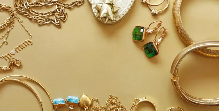 Bijoux minimalistes : la tendance chic de 2025 à ne pas manquer