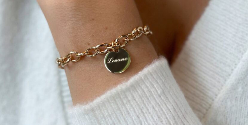 Offrir un bijou avec prénom : la personnalisation chic