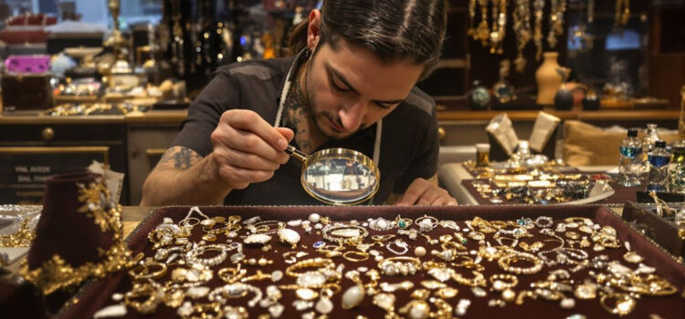 Bijoux anciens à Paris – Achat, Vente et Estimation Professionnelle